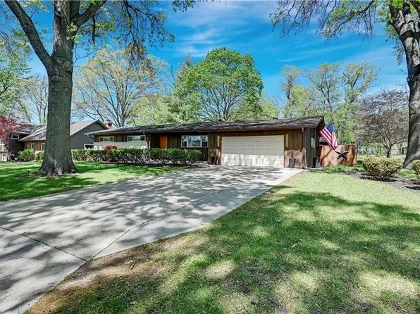 3600 W 50th Ter, Roeland Park, KS 66205