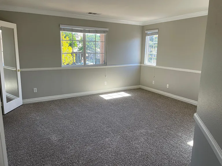 9740 Fieldthorn St — Photo 10