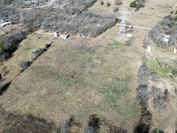 221 Bays Rd, Axtell, TX 76624