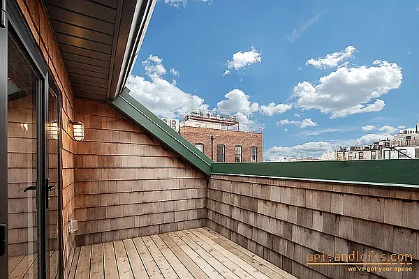163 N 6th St #C2 — Photo 5