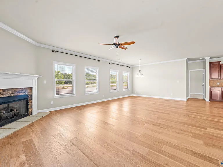 3013 Mallard Point Dr SE — Photo 6