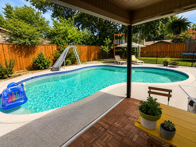 1608 Blake Dr — Photo 24