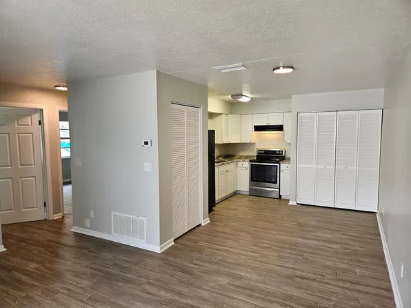 3950 SE 17th Ct, Ocala, FL