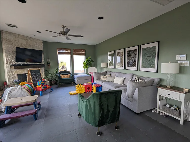 10000 Planters Woods Dr — Photo 3