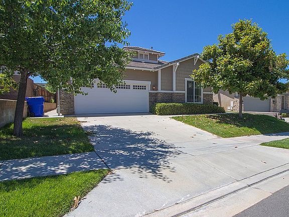 2nd image of 33977 Lake Breeze Dr
