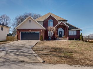 2025 N Equestrian, Nixa, MO 65714