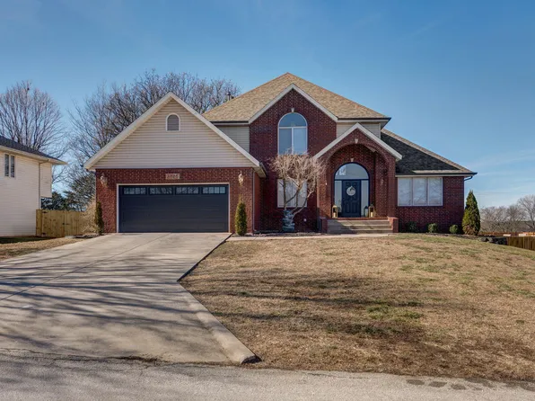 2025 N Equestrian, Nixa, MO 65714
