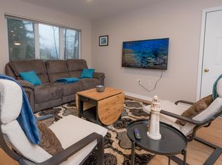 118 Oslo St, Groton, CT 06355