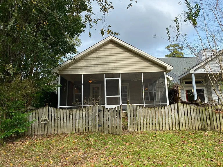 203 Bayside Dr — Photo 25
