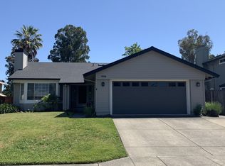 1024 Hampshire Ln, Windsor, CA 95492