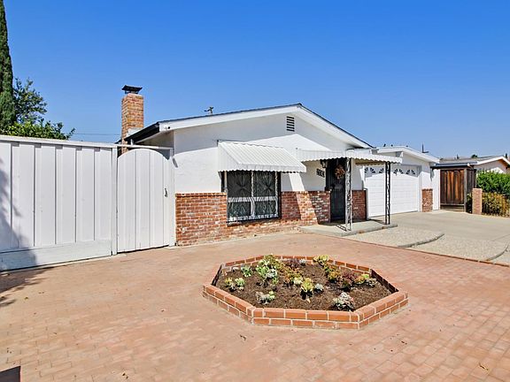 3rd image of 2143 Ocala Ave