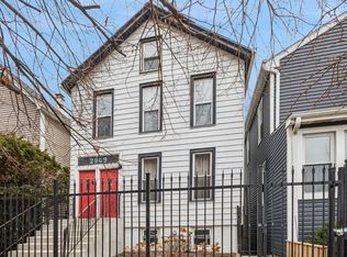 2909 N Hoyne Ave, Chicago, IL 60618