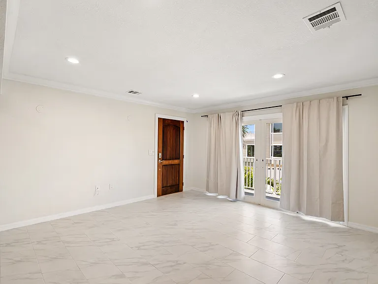 1907 Gulf Way #4 — Photo 13