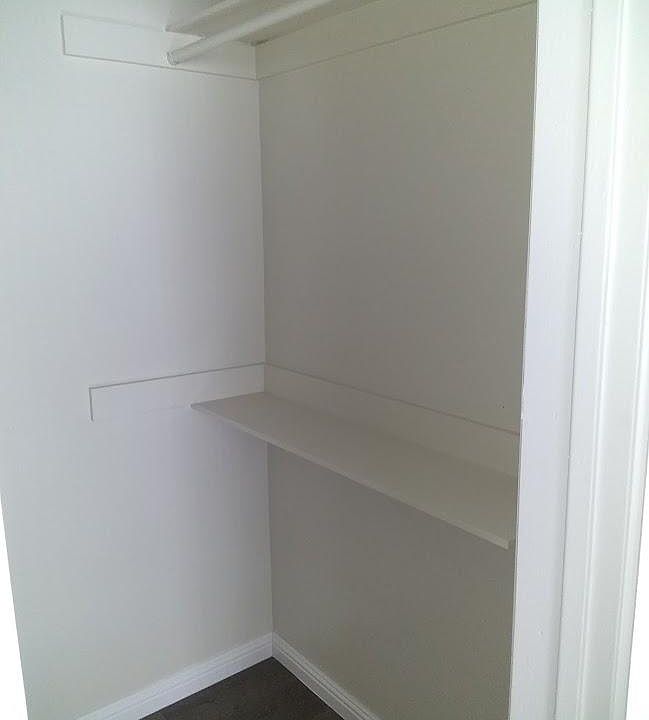 1st image of 13759 Oxnard St #210