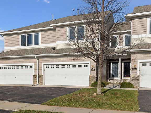 2nd image of 528 Sutherland Dr