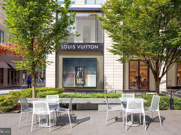 Louis Vuitton Washington DC CityCenter Store in Washington, United