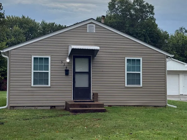 538 NE Lake St, Topeka, KS 66616