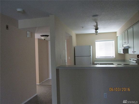 4th image of 25131 98th Pl S APT E204