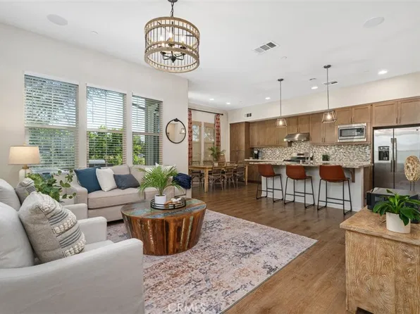 116 Sencillo Pl, Mission Viejo, CA 92694