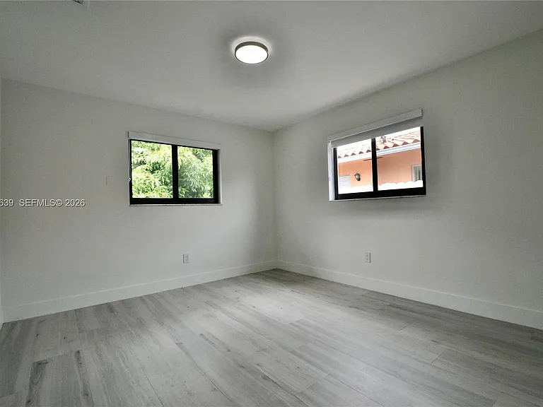 3018 SW 25th Ter #3018 — Photo 10