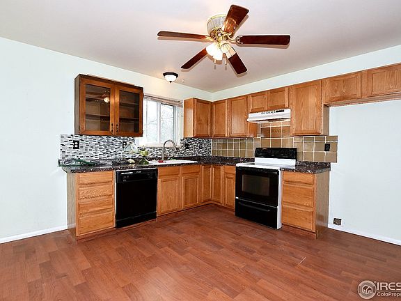 4th image of 216 20th Avenue Ct