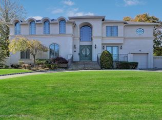 880 Red Oaks Dr, Long Branch, NJ