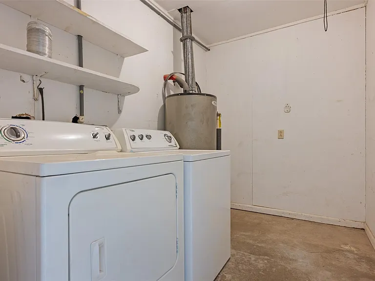 3808 Avenue O — Photo 31