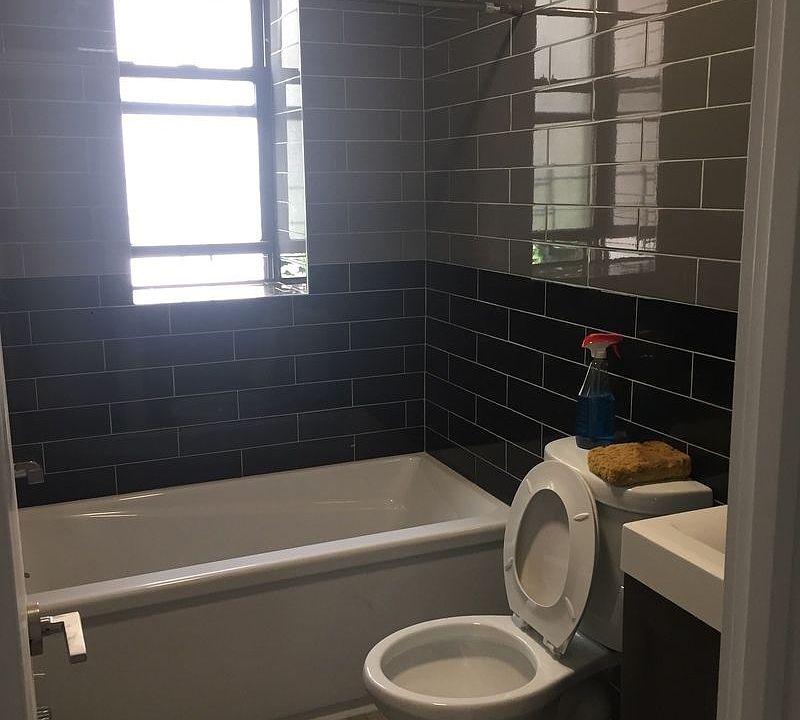 2nd image of 669 E 5th St APT 5