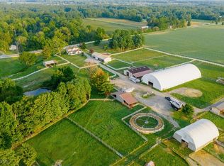 2962 Sodom Hutchings Rd, Fowler, OH 44418