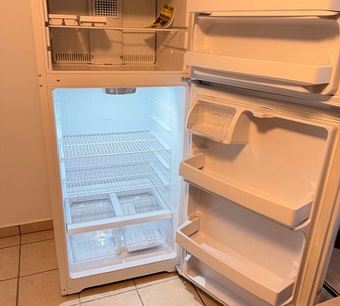 4th image of 15 N Chelsea Ave APT 2