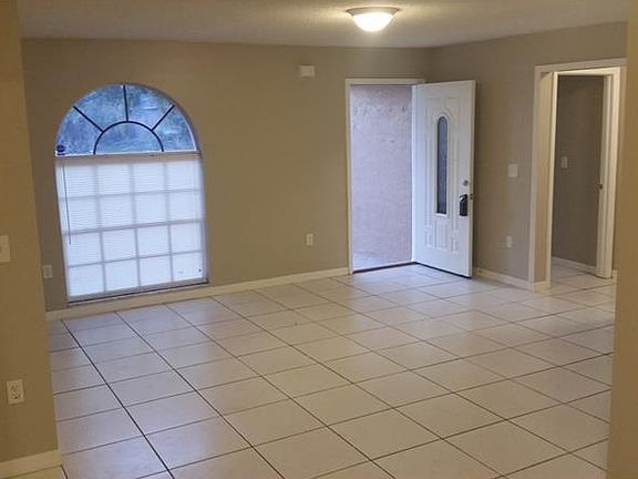 2nd image of 2443 Quail Run Blvd N
