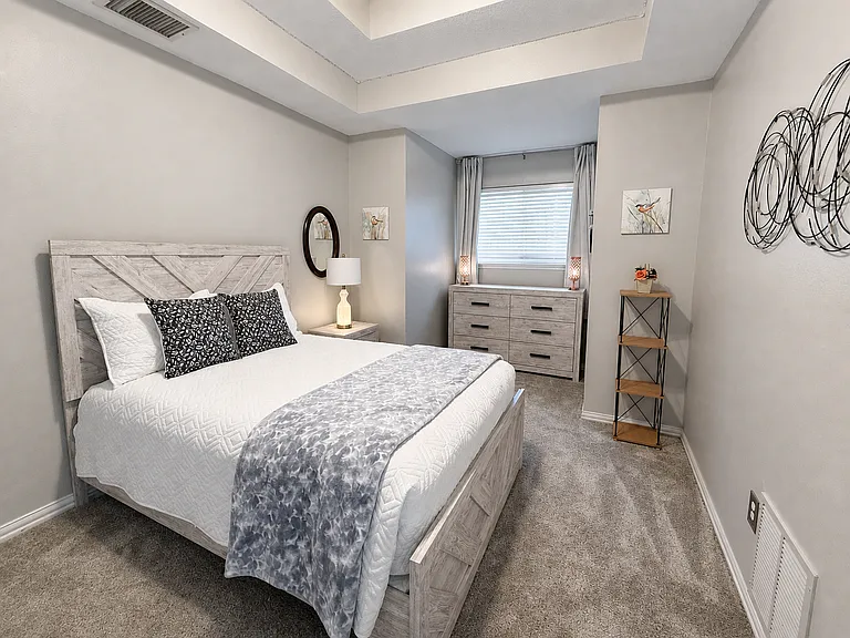1740 Forest Glen Dr — Photo 27