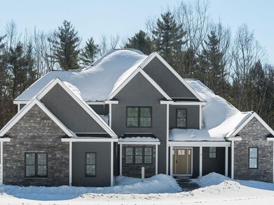 12 Olympus Way, Bedford, NH, 03110