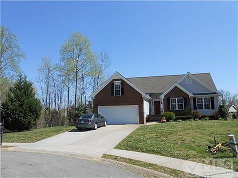 2nd image of 1408 Cedar Springs Cir