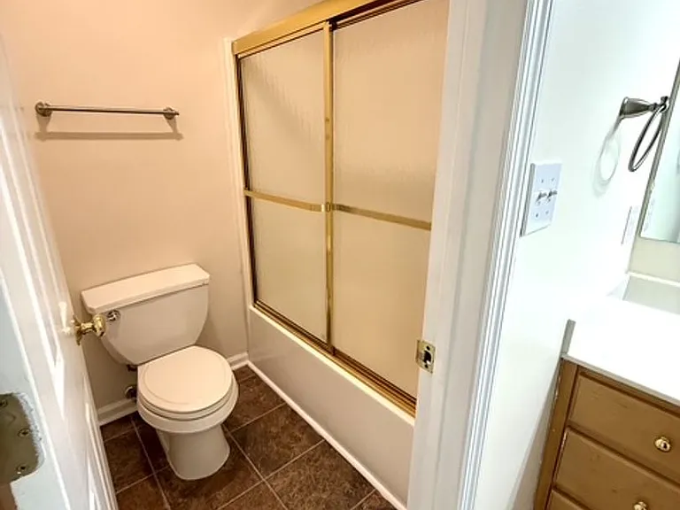 6808 Jacobs Creek Cir — Photo 11