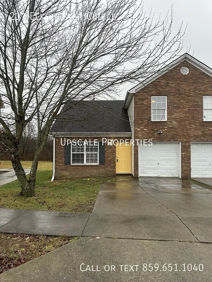 211 Elkchester Circle — Photo 1