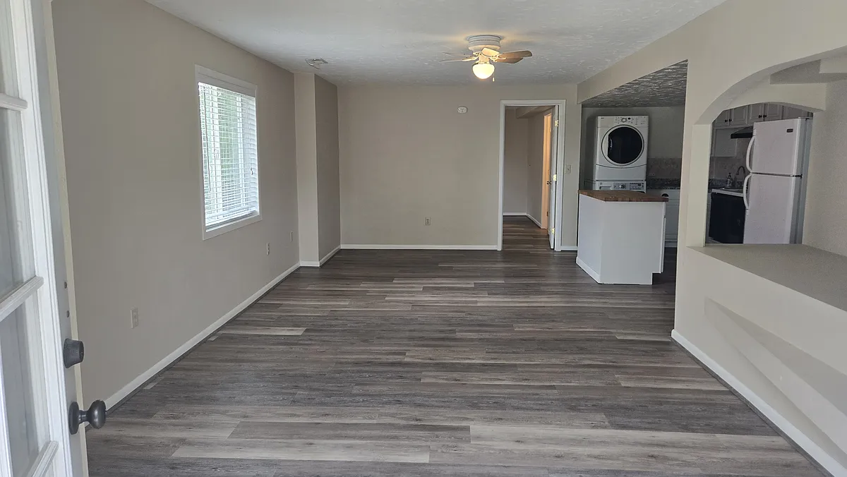 Building Photo - 1438 Chesham Cir