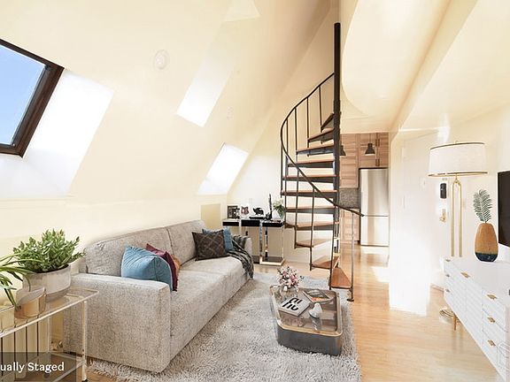 3rd image of 555 Washington Ave APT 4G