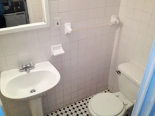 Rented by Remax Real Estate Professionals | media 19