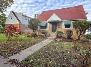 17552 Roy St, Lansing, IL 60438