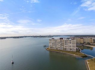 4775 Cove Cir APT 202, Saint Petersburg, FL 33708