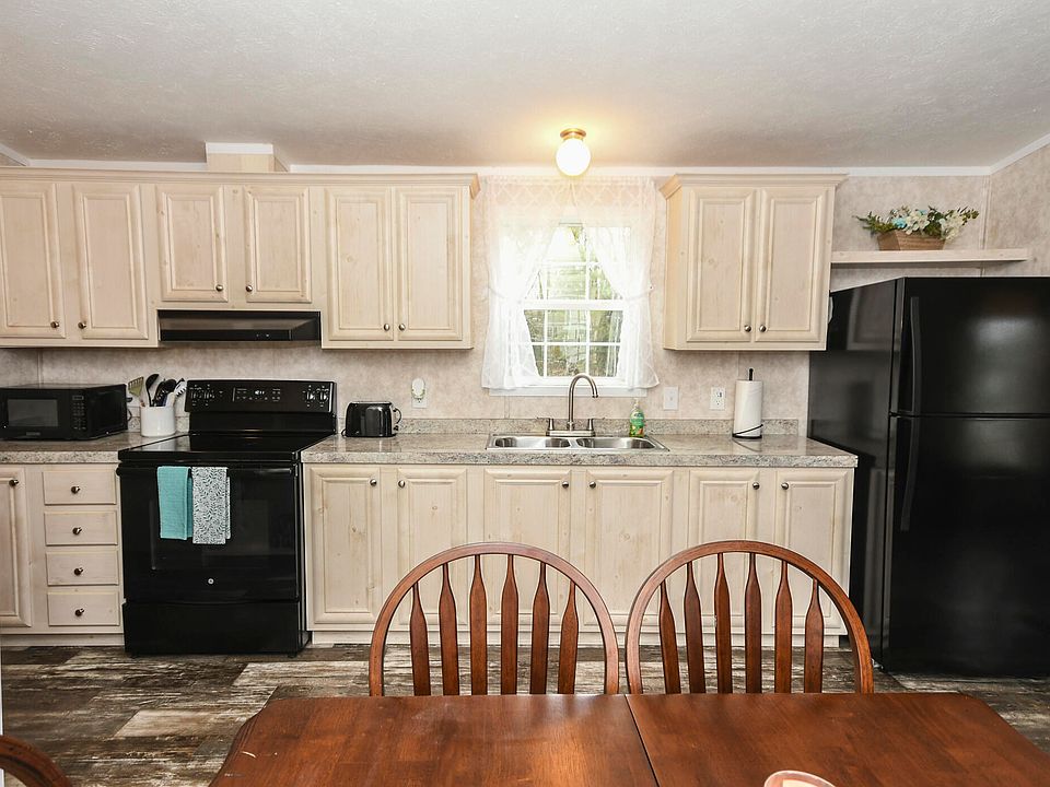 30 Begin Terrace, Sabattus, ME 04280 Zillow