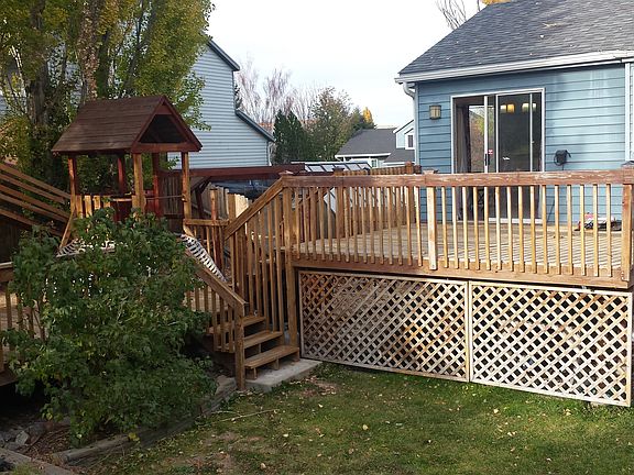 Two-tiered deck & playscape