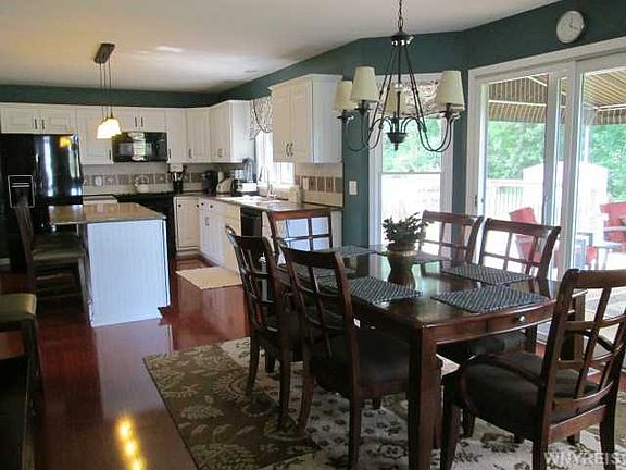 5th image of 32 Peppermill Ln