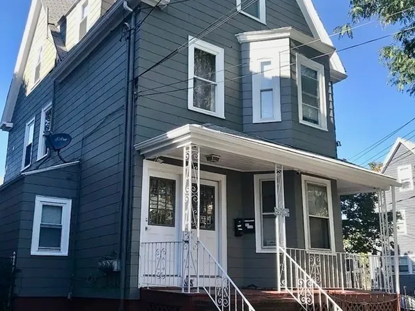 58 Walnut St, Everett, MA 02149
