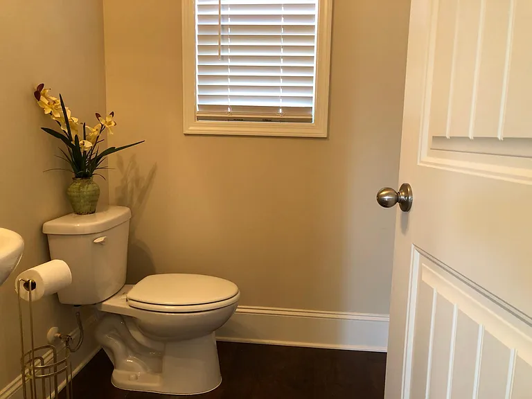 4125 Cordova Ln — Photo 26