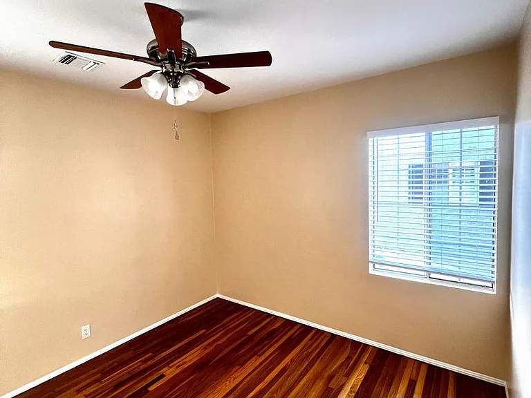 4139 Keever Ave — Photo 37