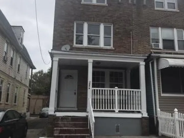 158 Lewis St, Perth Amboy, NJ 08861