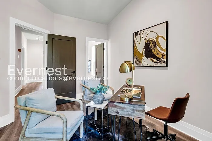 3 bed, 3.5 bath, 1842 sqft, $2,600 — Photo 2