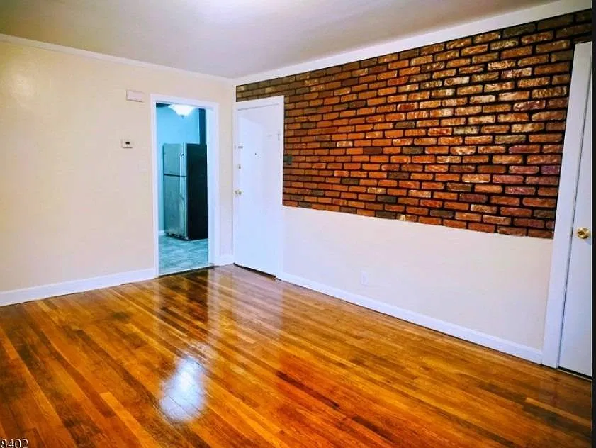 2 bed, 1.0 bath, $2,150 — Photo 4